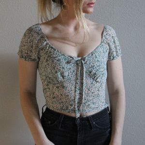 ‼️SALE‼️ Floral Balconette Blouse